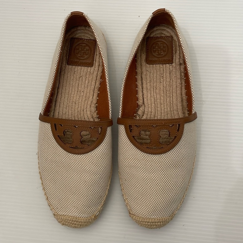Tory Burch Cream and Brown loafers